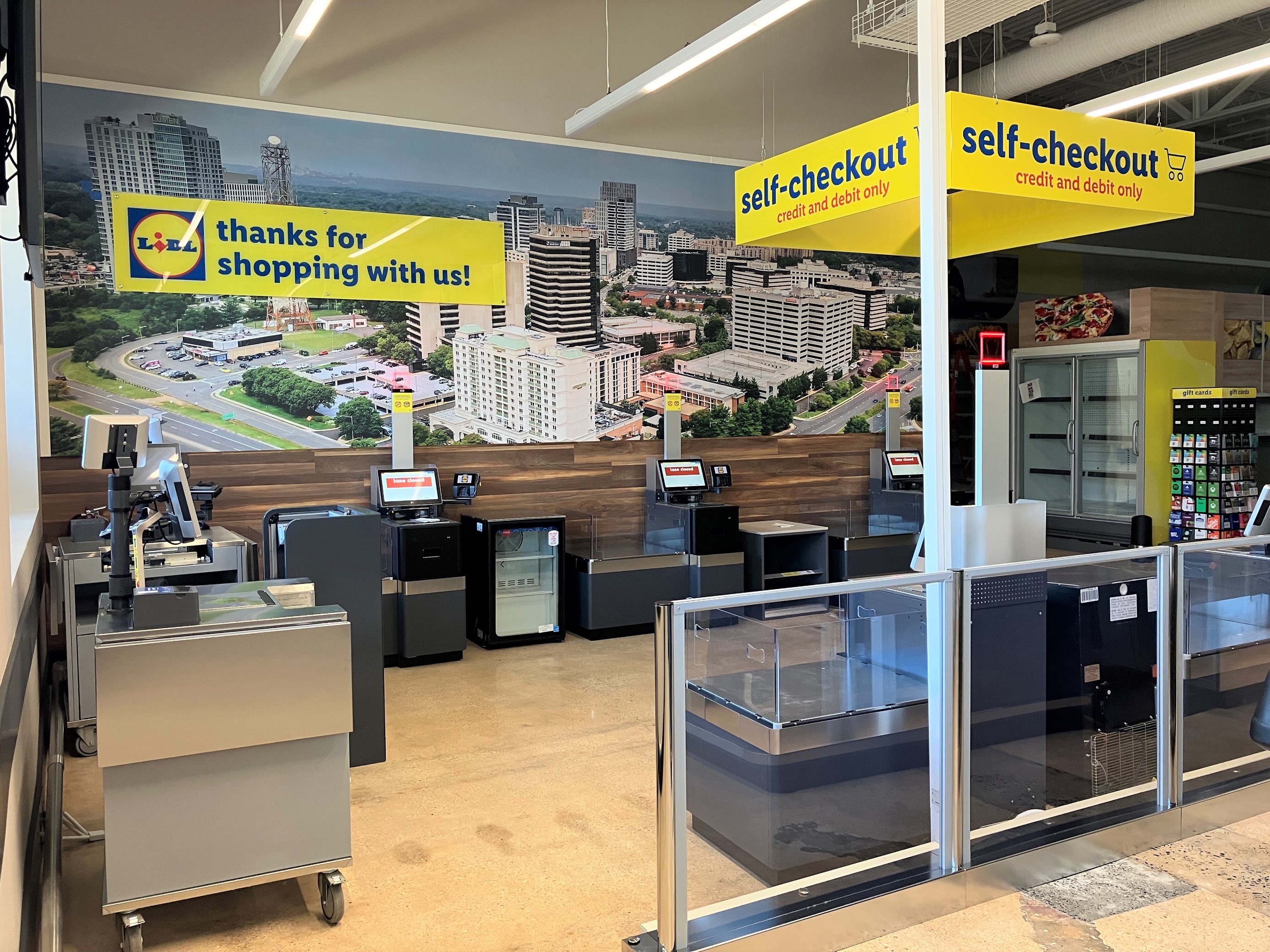 Lidl Grocery Store - Vienna, VA Checkouts Mural